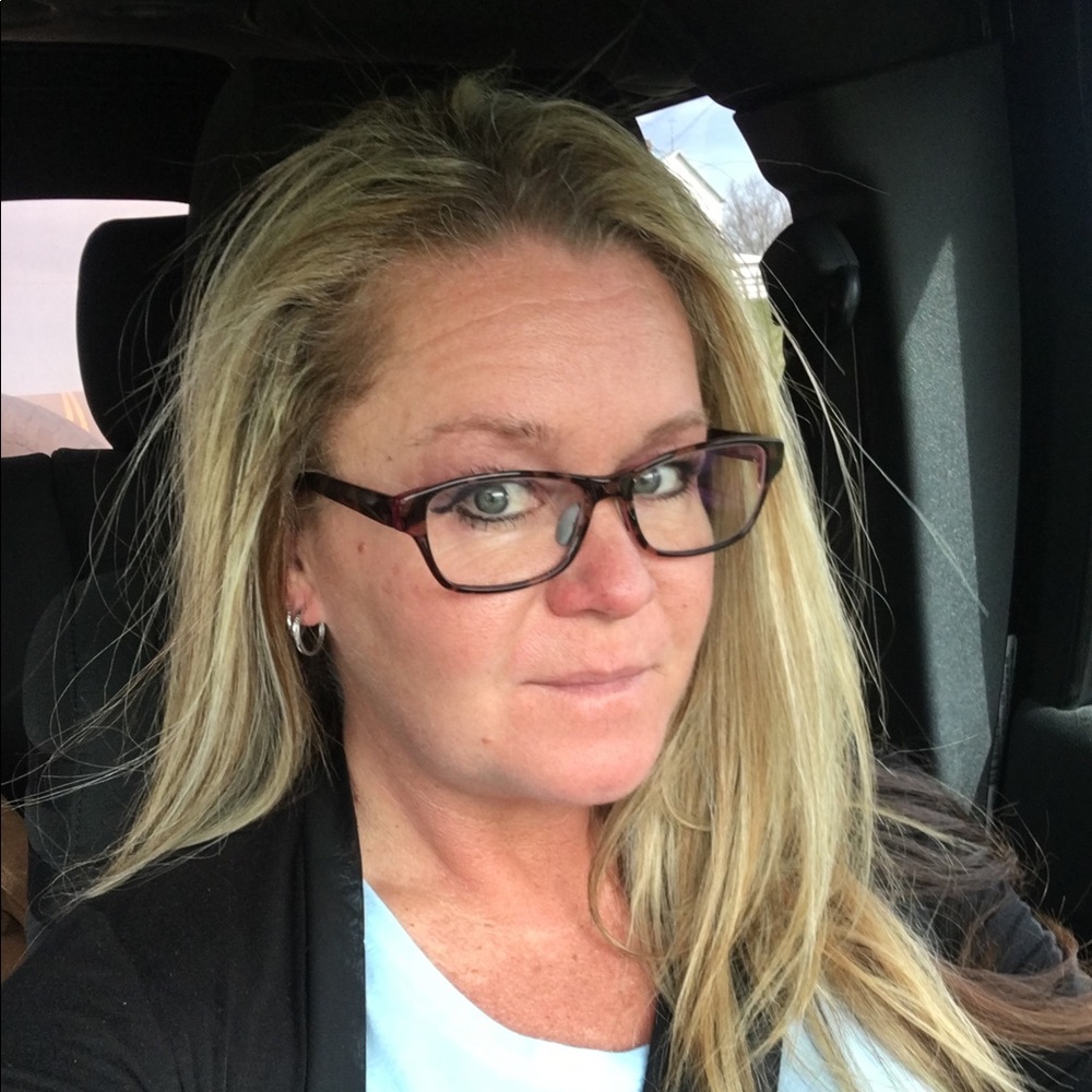 Meet your Posher, Jeni